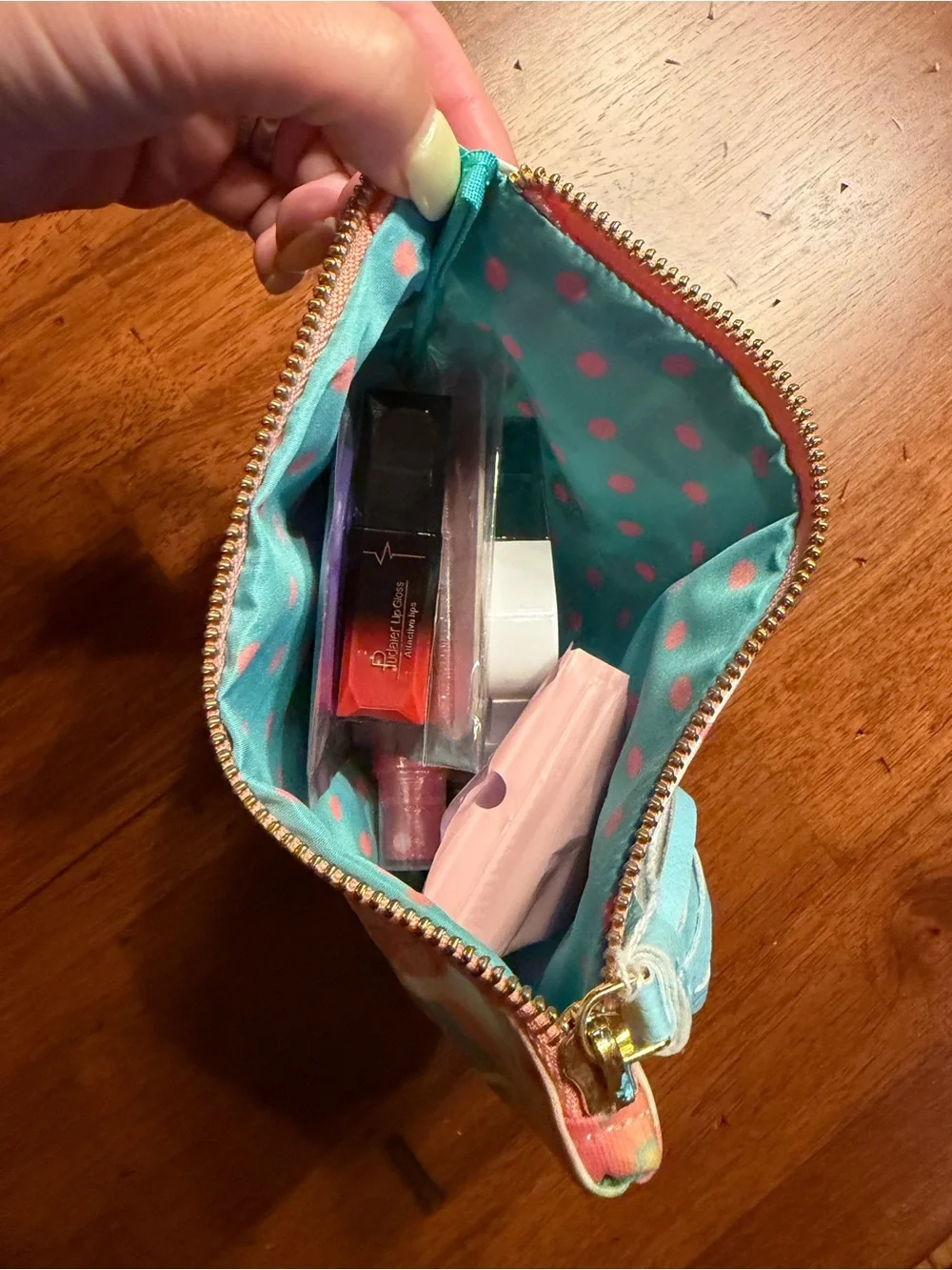 Assorted Pink & Aqua Bath & Body Bundle with Cosmetic Case